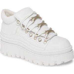 White platform sneaker SZ 10